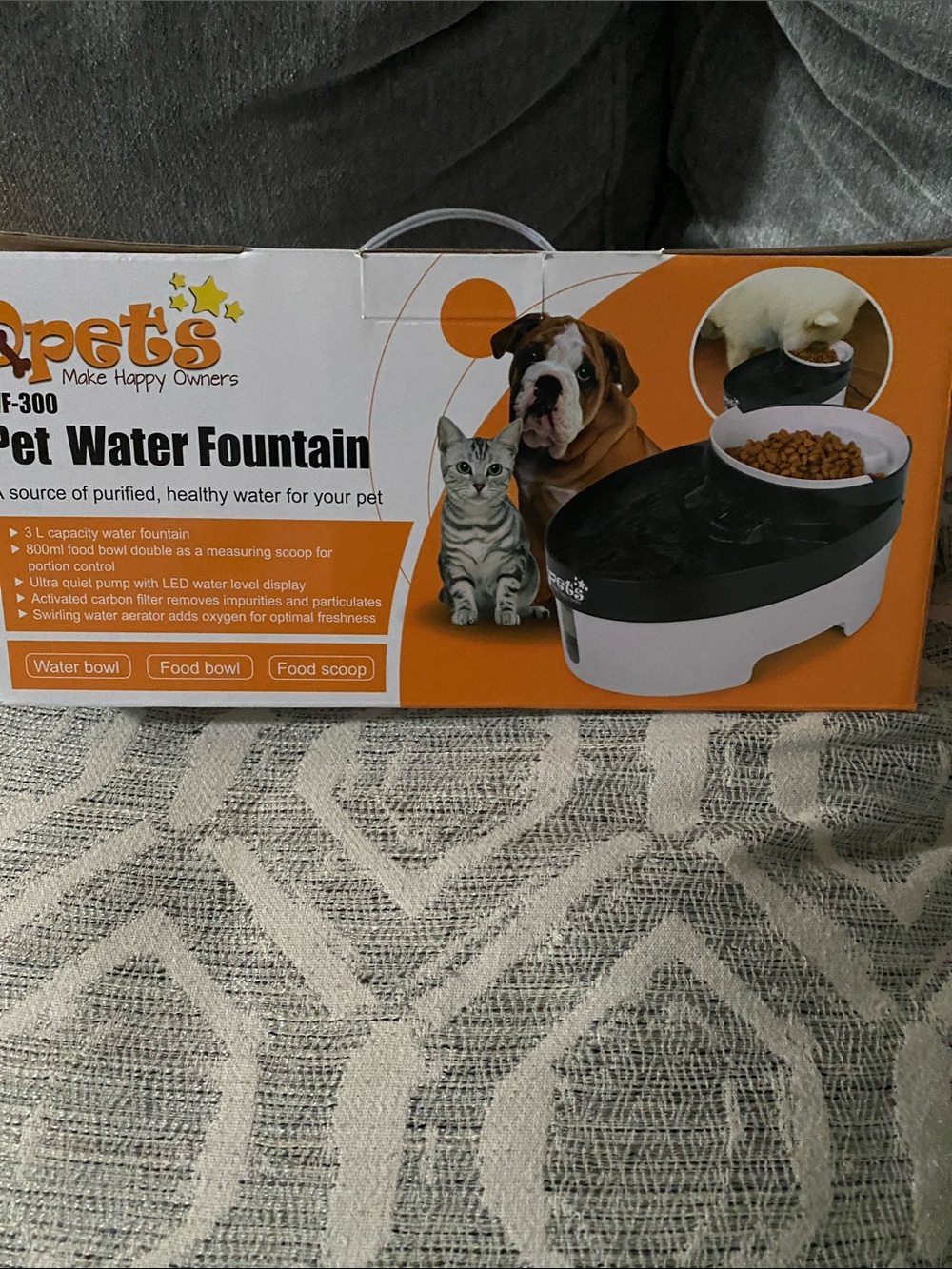 Black & White Pet Water Fountain and Food Bowl
